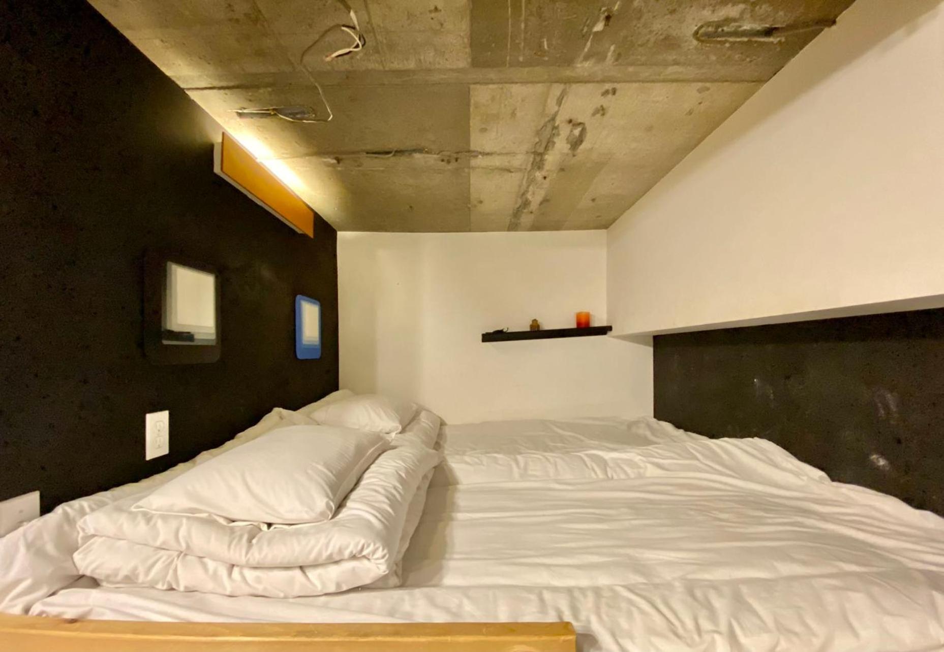 Shibuya#2rooms#45m2#3pplmax#best Location#well Designed อพาร์ทเม้น